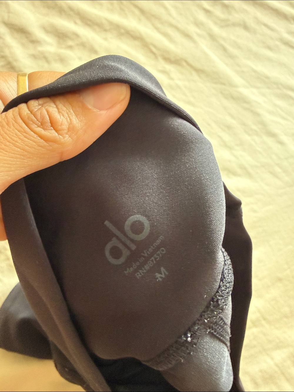 ALO Yoga Black High-Rise Bike Shorts size M - Picture 6 of 6
